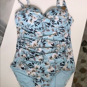1 piece bathing suit